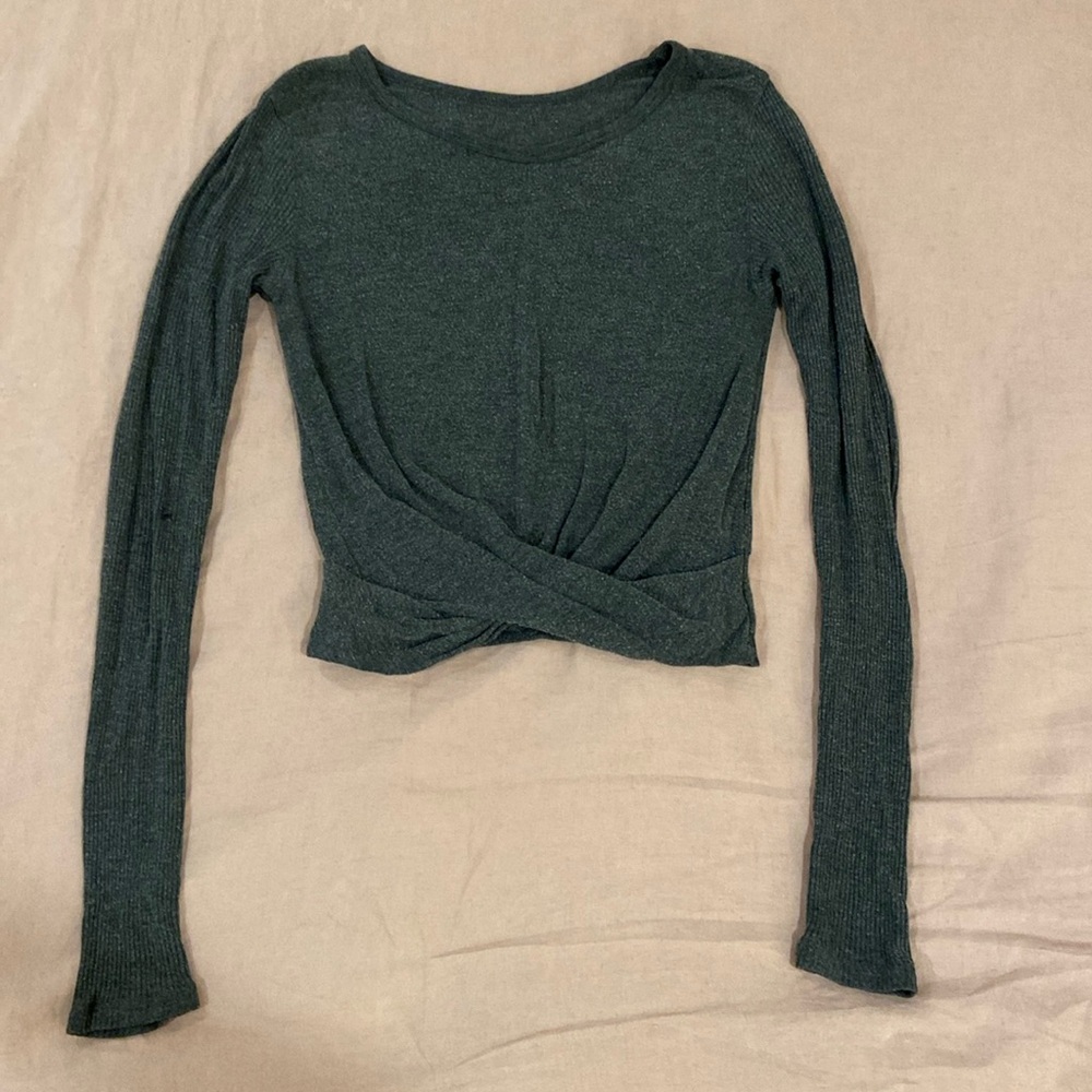 Alo long sleeve cropped top